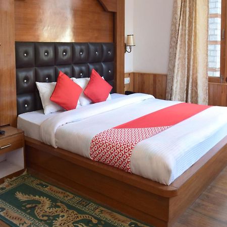 Oyo 10255 Hotel Red Apple Manāli Eksteriør billede