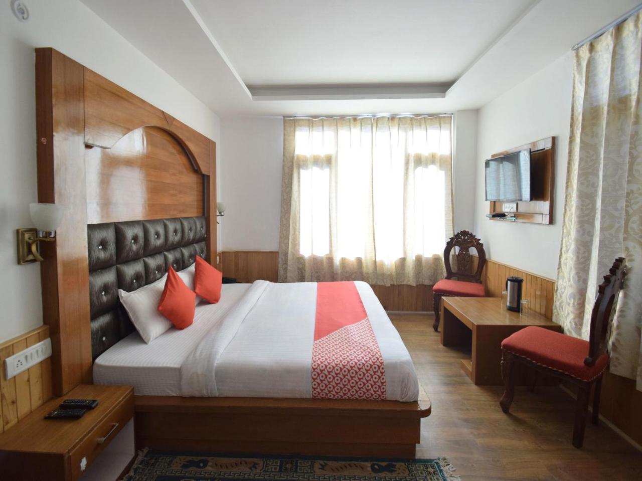 Oyo 10255 Hotel Red Apple Manāli Eksteriør billede